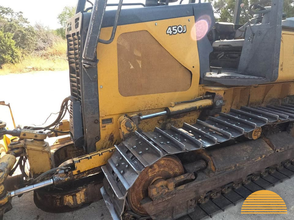 2005 John Deere 450j dozer photo 2