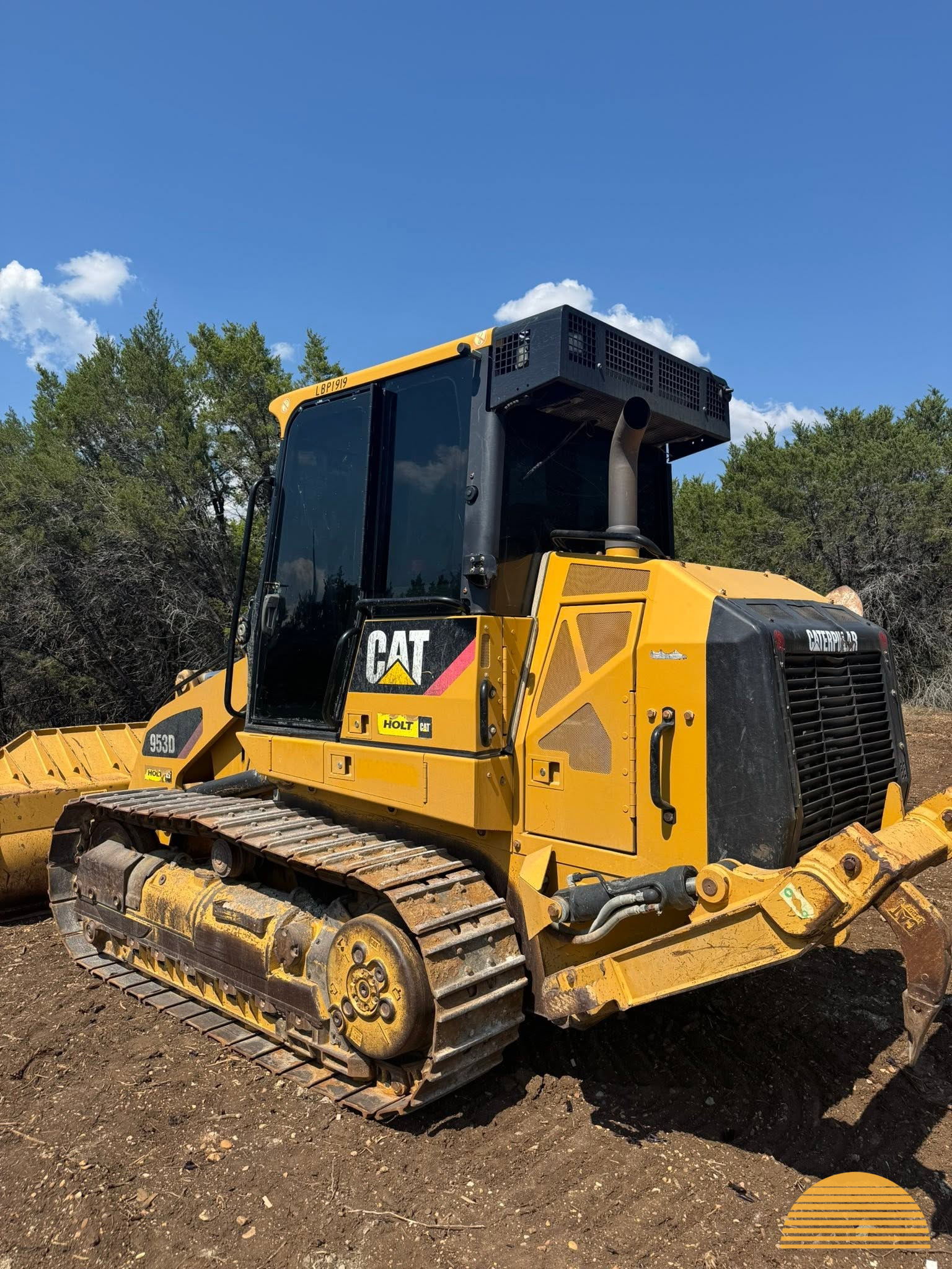 2015 CAT 953D photo 3