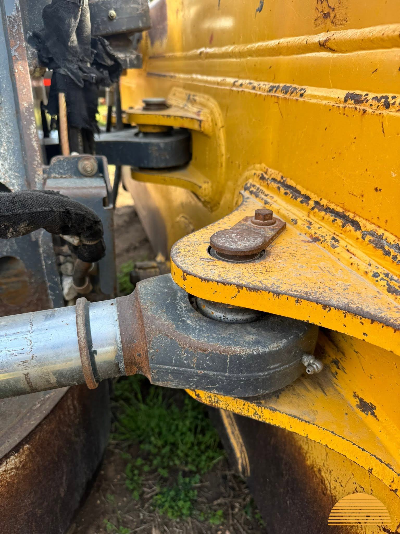 2015 John Deere 750K LGP photo 12