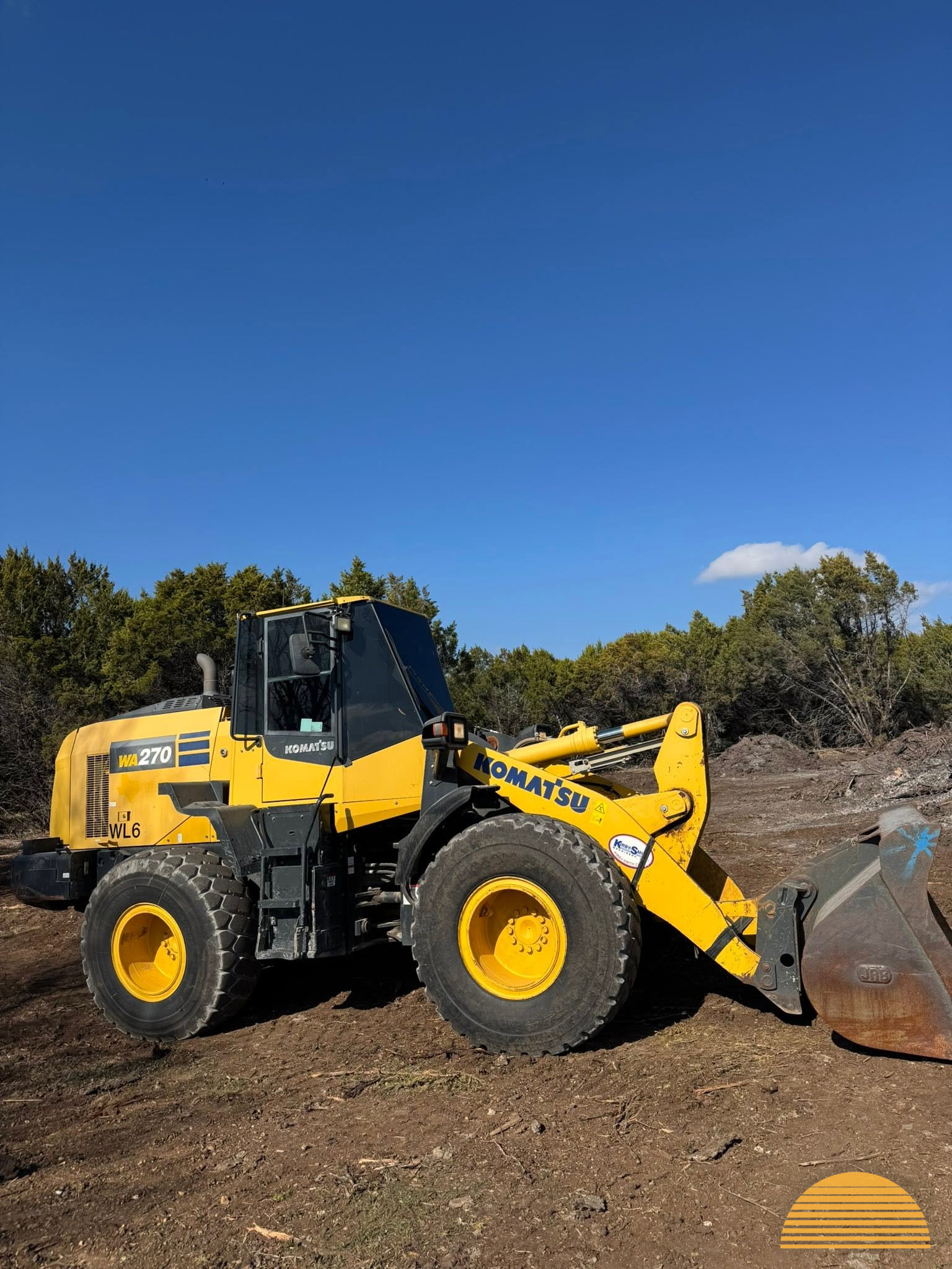 2019 Komatsu WA 270 wheel loader photo 2