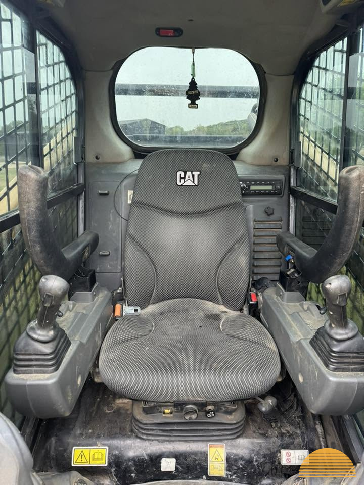 2023 CAT 289D3 photo 11