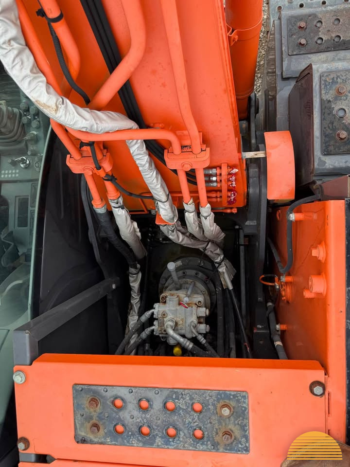 2018 Hitachi ZX120-6 photo 10