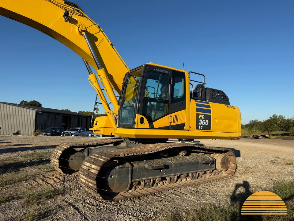 2022 Komatsu PC360LC-11 photo 8