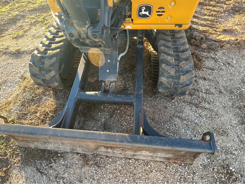 2020 John Deere 30G photo 6