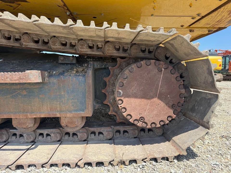 2022 Komatsu PC360 photo 11