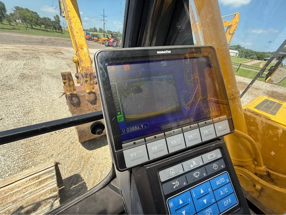 2022 Komatsu PC360 photo 15