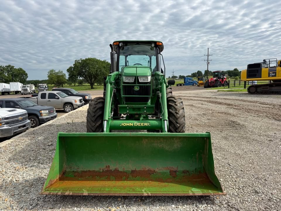2015 John Deere 6105d 4x4 Tractor photo 8