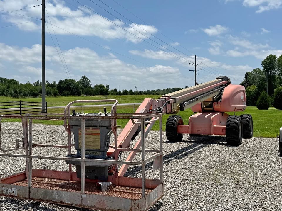 2004 JLG 600SJ