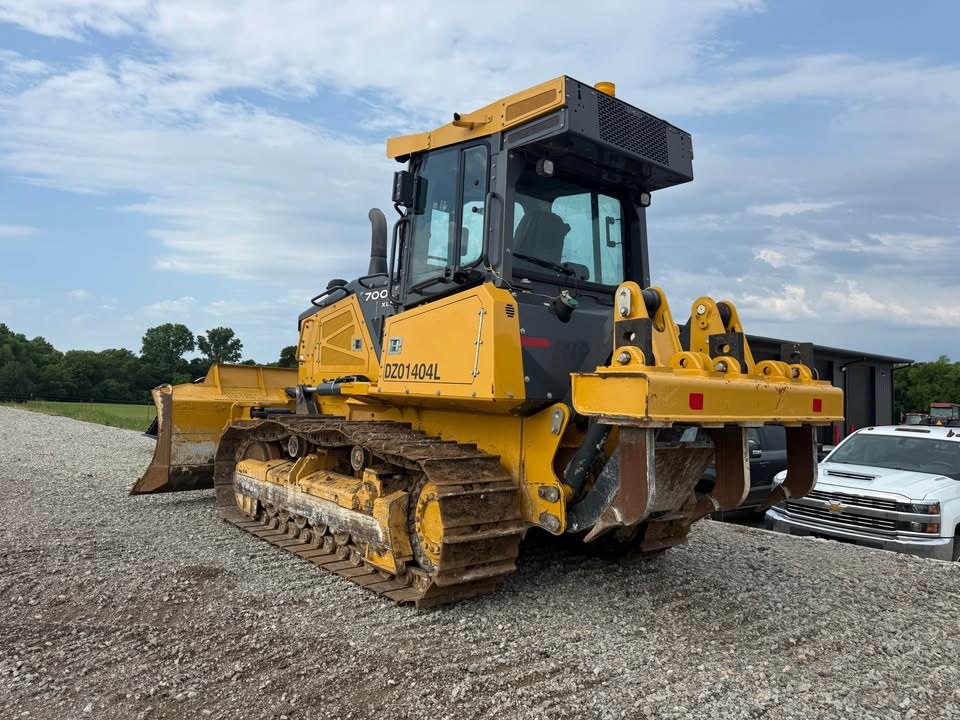 2022 John Deere 700L XLT photo 6