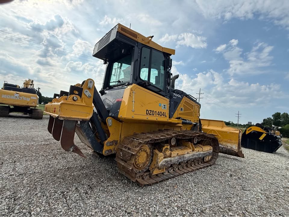 2022 John Deere 700L XLT photo 5