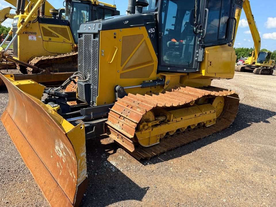 2023 John Deere 450 LGP photo 6