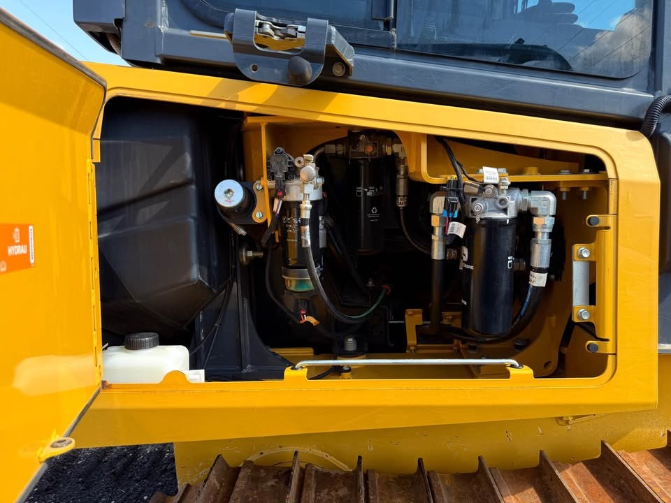 2023 John Deere 450 LGP photo 5