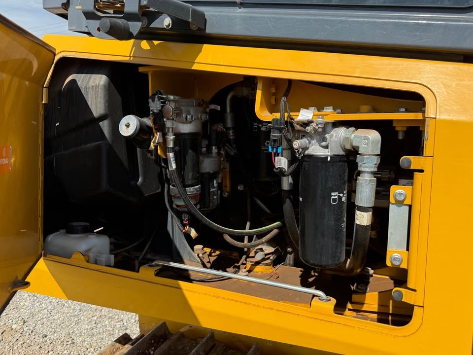 2023 John Deere 450 P-Tier LGP photo 13