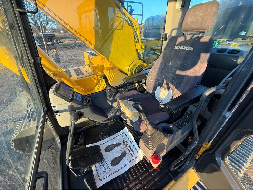 2021 Komatsu PC490 LC-11 photo 4