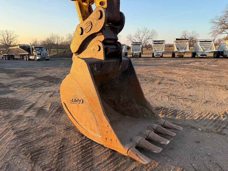 2021 Komatsu PC490 LC-11 photo 11