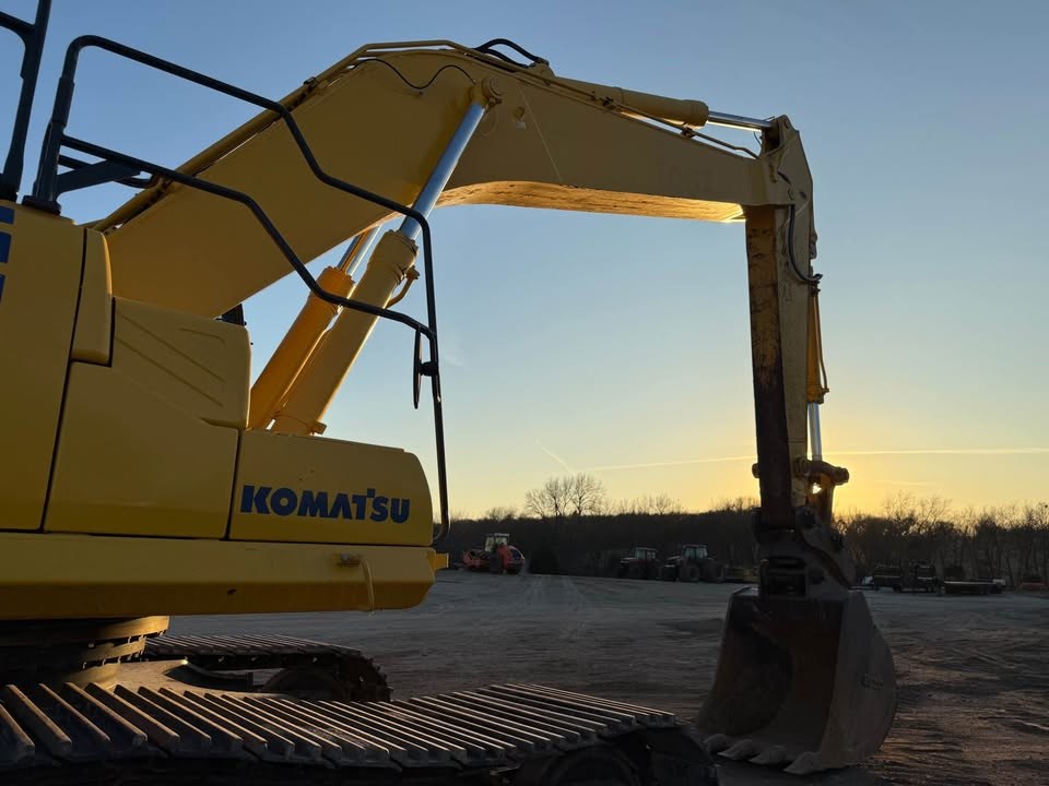 2021 Komatsu PC490 LC-11 photo 3