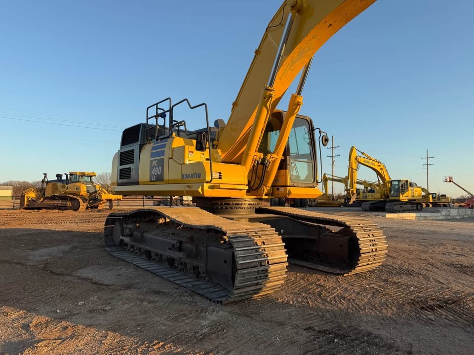 2021 Komatsu PC490 LC-11 photo 2