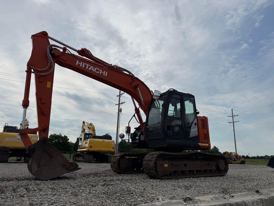 2019 Hitachi ZX135US-6 photo 8
