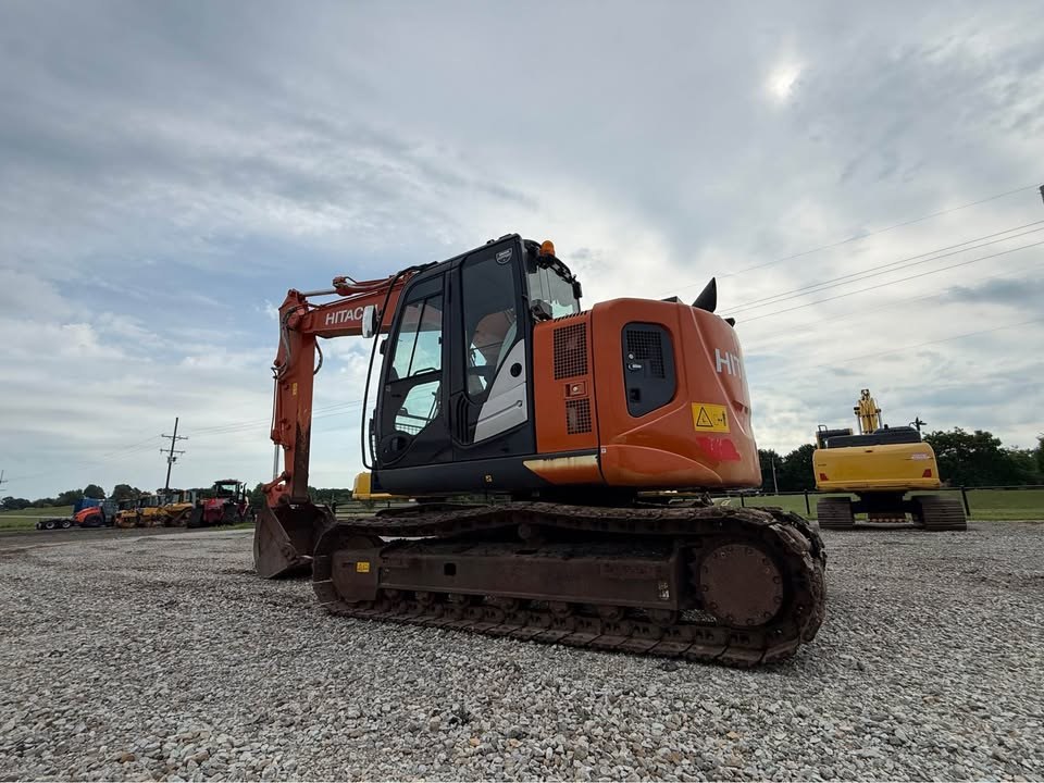 2019 Hitachi ZX135US-6 photo 2