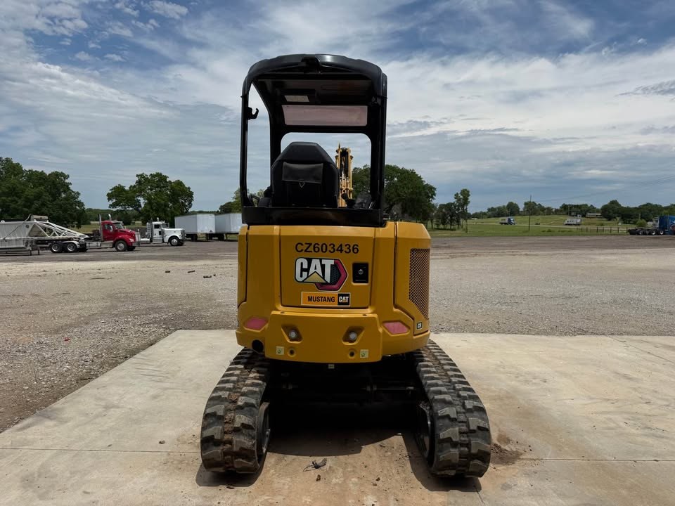 2023 Caterpillar 302.7CR photo 3