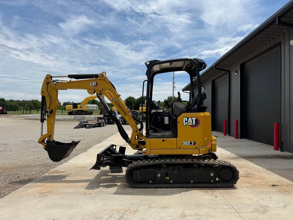 2023 Caterpillar 302.7CR