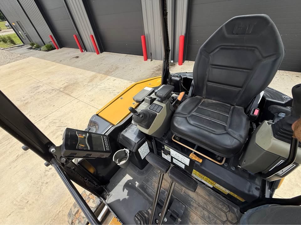 2023 Caterpillar 302.7CR photo 7